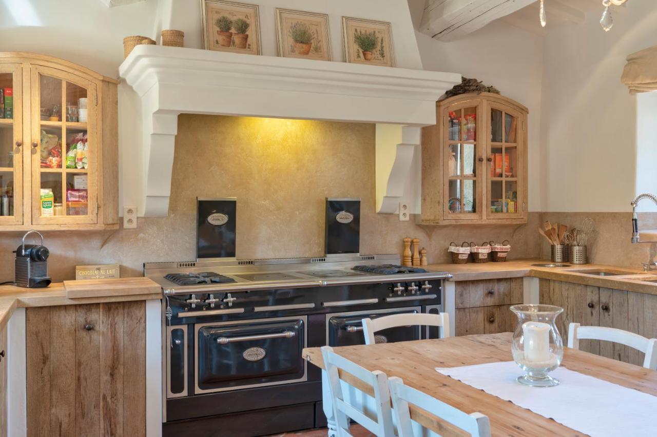 Domaine De Puybernier Villa Jouques ภายนอก รูปภาพ
