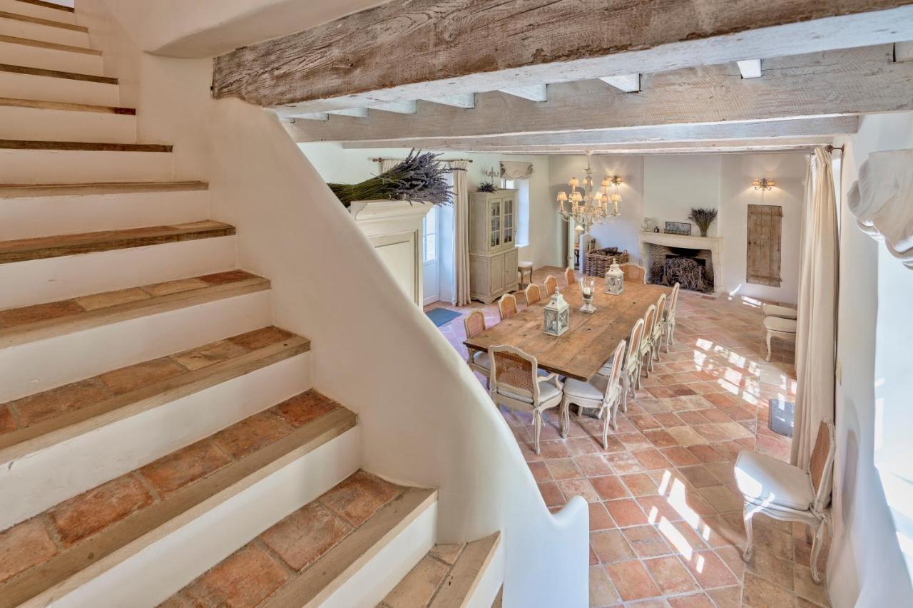 Domaine De Puybernier Villa Jouques ภายนอก รูปภาพ